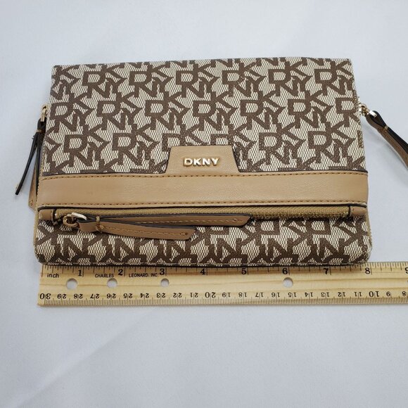 DKNY Monogram Canvas & Leather Beige/Brown Clutch With Zip Pocket - Picture 7 of 10